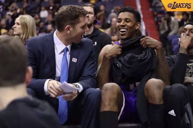 胡金秋的 胡金秋的